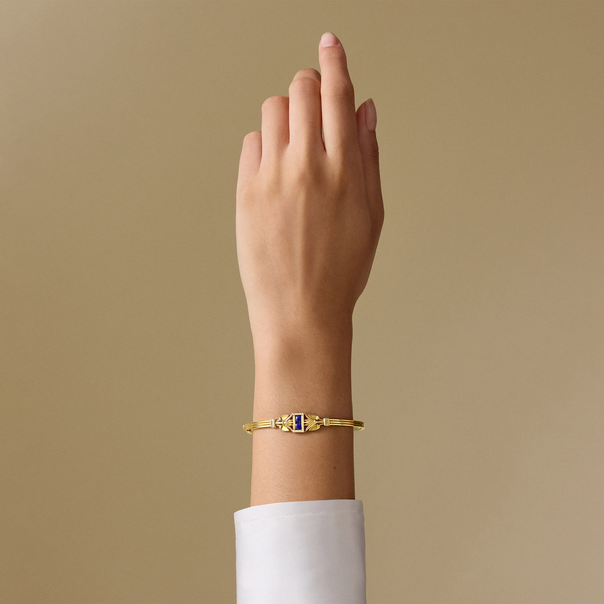 Gold Lotus Bloom Bangle